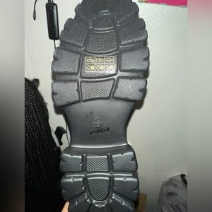 I ordered these from fashion nova! they sent the wrong size I need these gone